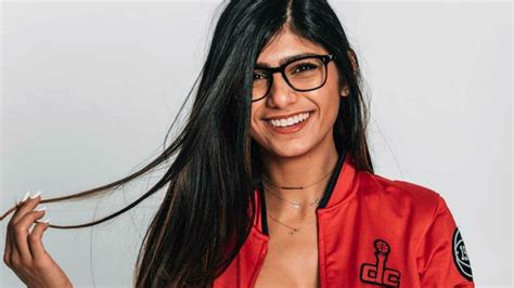 Mia Khalifa Gamer Porno Videos 